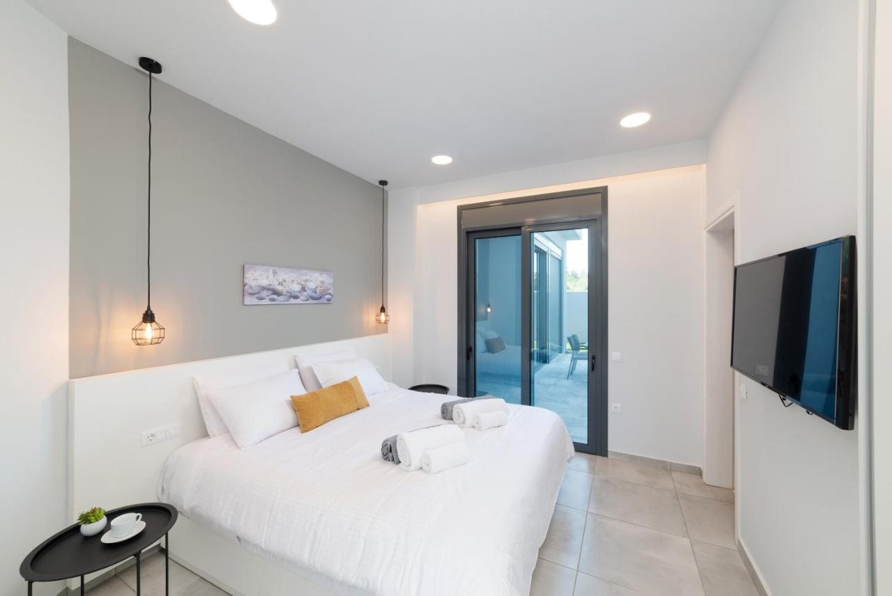 Villa Zaneti By Posarellivillas Agia Marina Exterior foto